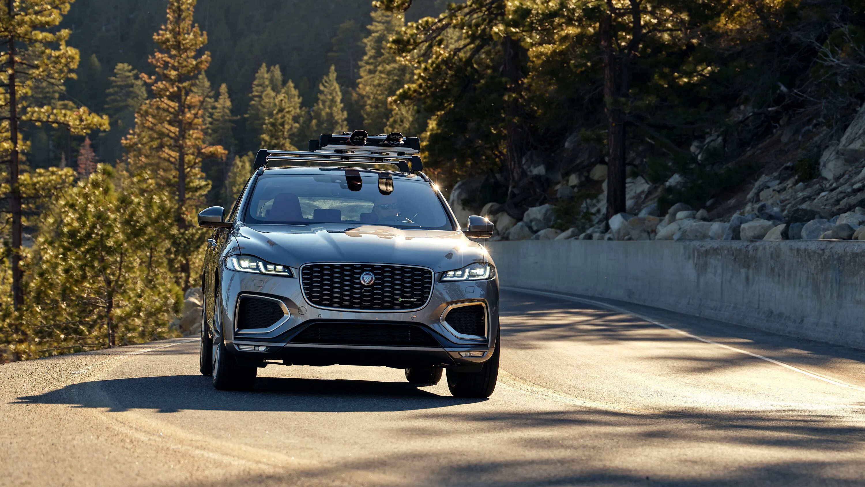 F pace 2025. Ягуар f pace 2025 рестайлинг. конфигуратор ягуар ф пейс 2025. ягуар f pace 2025 фото. jaguar f-pace 2025 купить.