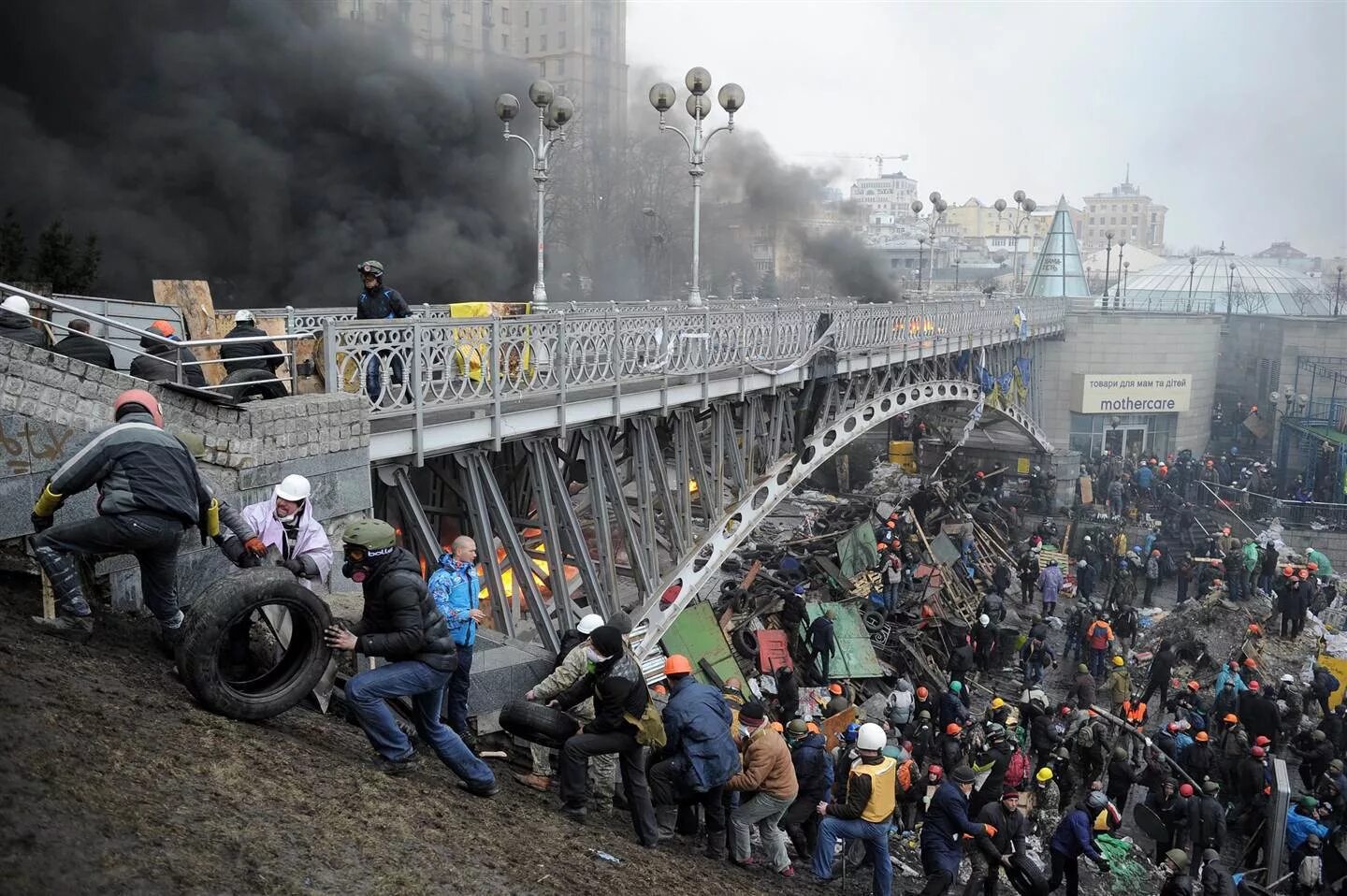 Что было на майдане в 2014. Киев Майдан 2014. Евромайдан в Киеве 2013-2014. Майдан на Украине в 2014 фото.