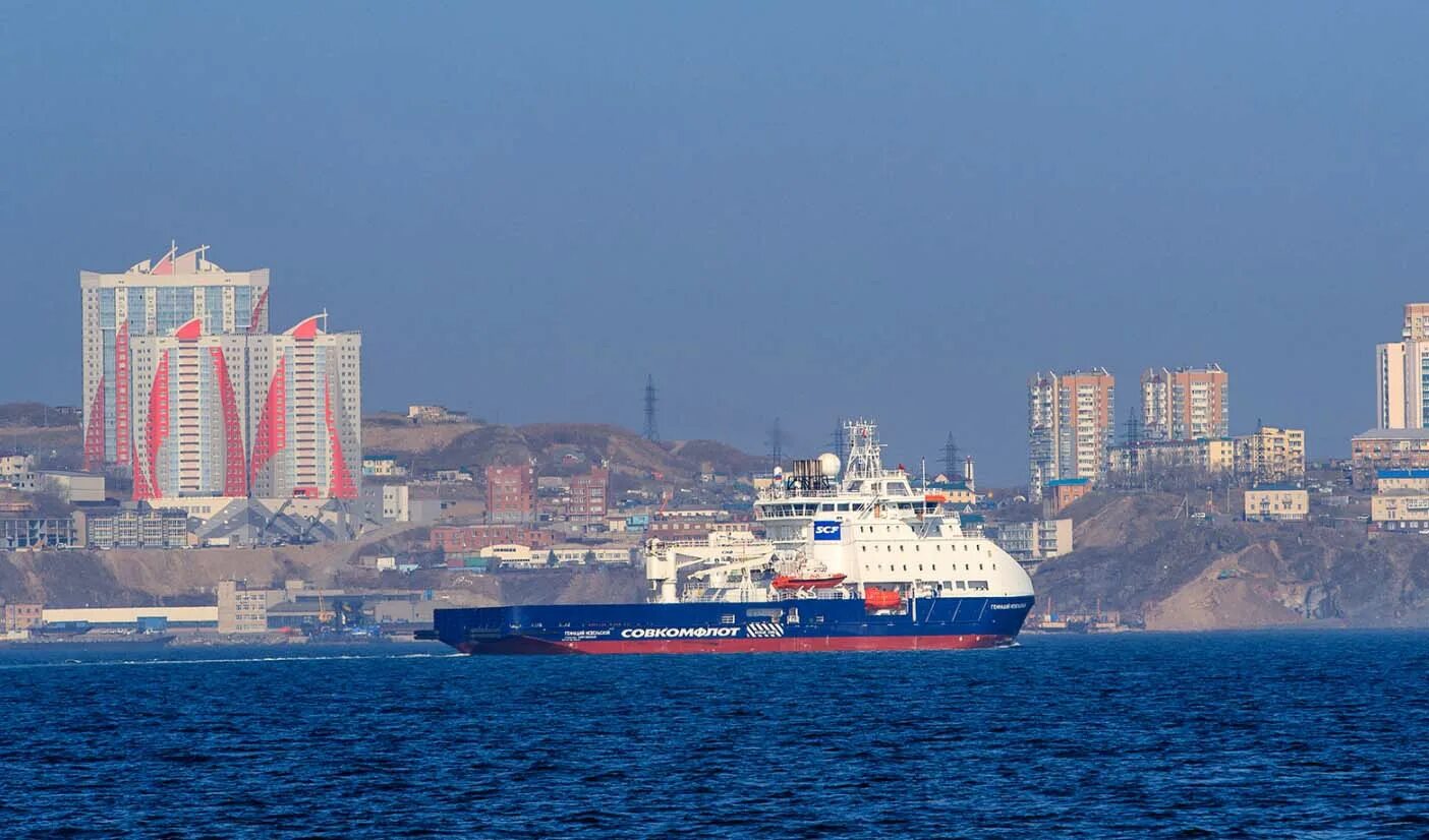 Vladivostok 1. Совкомфлот Владивосток.