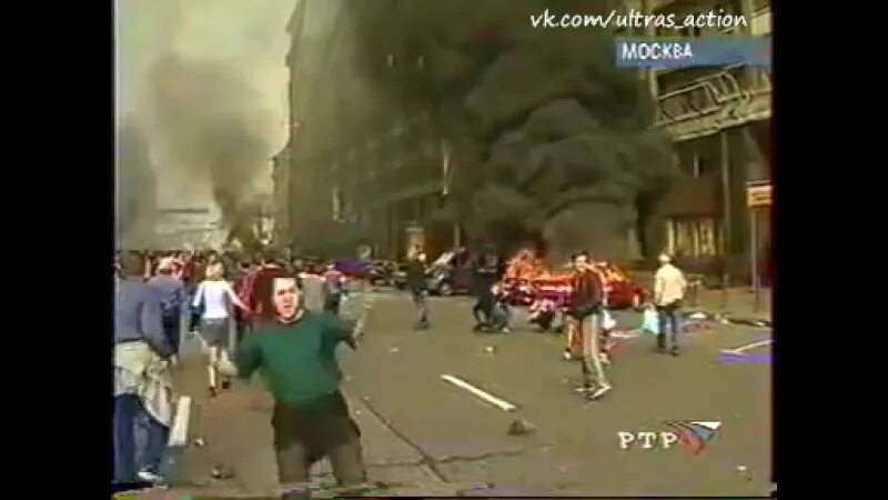 12 июня 2002 г 67. Погром на Манежной площади 2002. Беспорядки в Москве 2002 на Манежной площади.