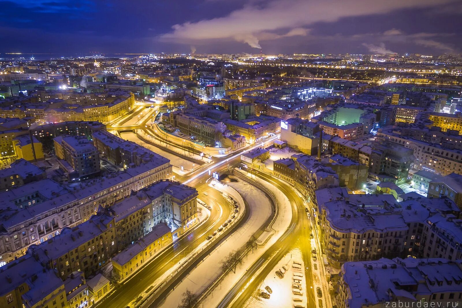 Ленинский проспект санкт петербург какой район. Санкт-Петербург зима Забурдаев. Забурдаев ночной Петербург.