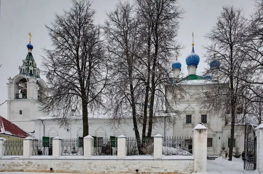 Церковь в мячково коломна. Верхней мячкова. Верхней мячкова. Верхней мячкова. Нижнее мячково церковь.