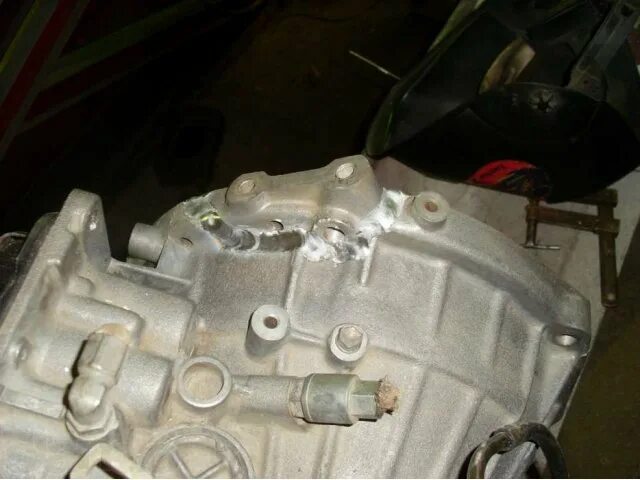 Сварка алюминиевого блока кпп. Сварка коробки. Сварка коробки передач ваз 21:12. Сварка коробки. Сварка корпуса акпп.