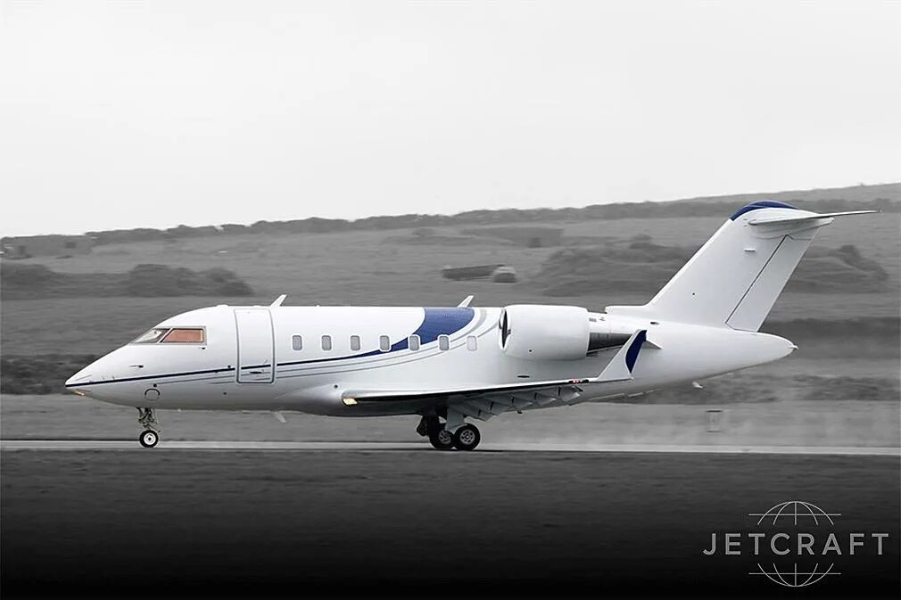 Bombardier 650. Самолет Bombardier Challenger 650. Бомбардье Челленджер 650. Bombardier Challenger 650 разведчик. Bombardier Challenger 650 Artemis самолет разведчик.