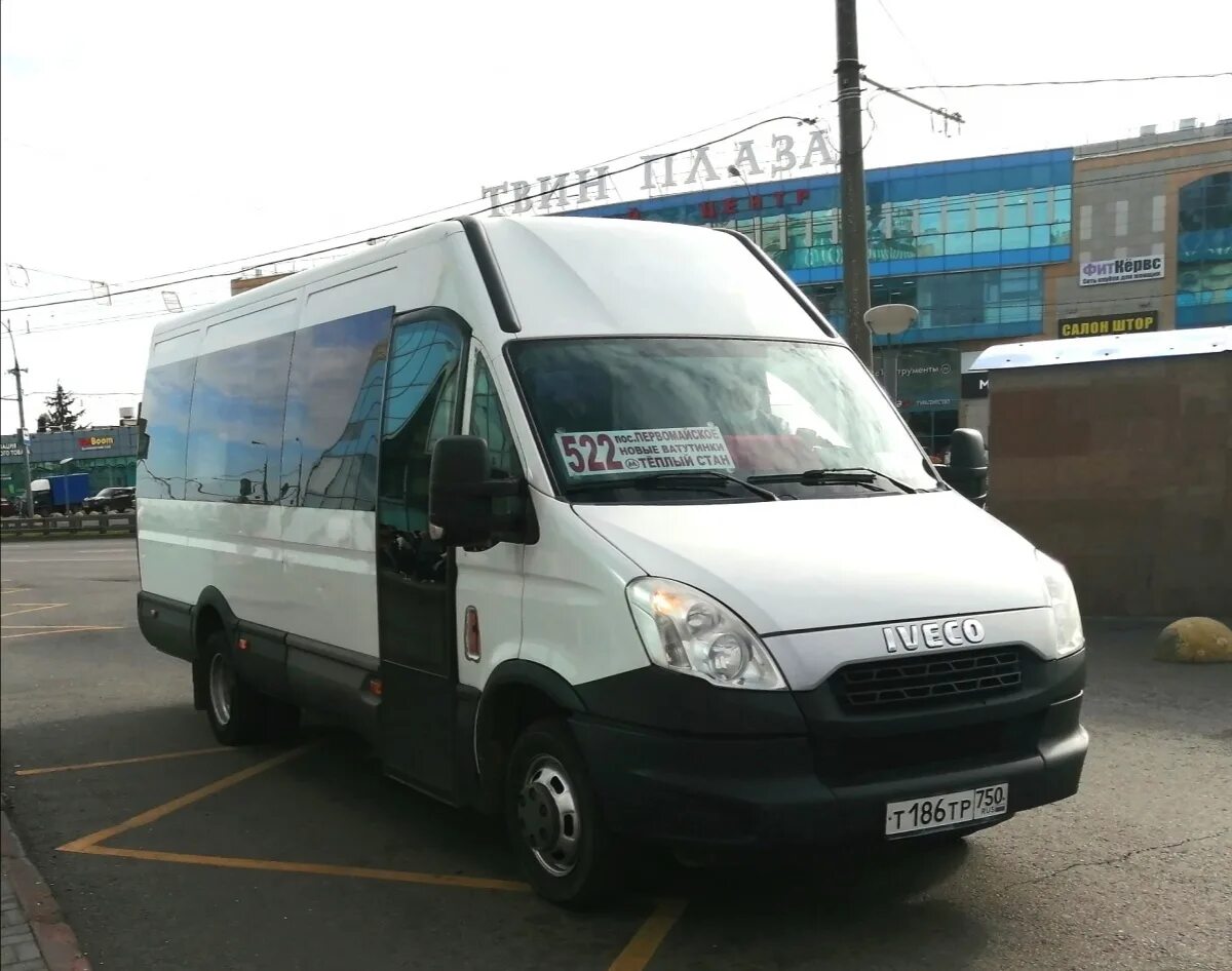 Н555см 178. Автобус паз. Седельный тягач 53504. Renault master т945км193. 415 маршрут.
