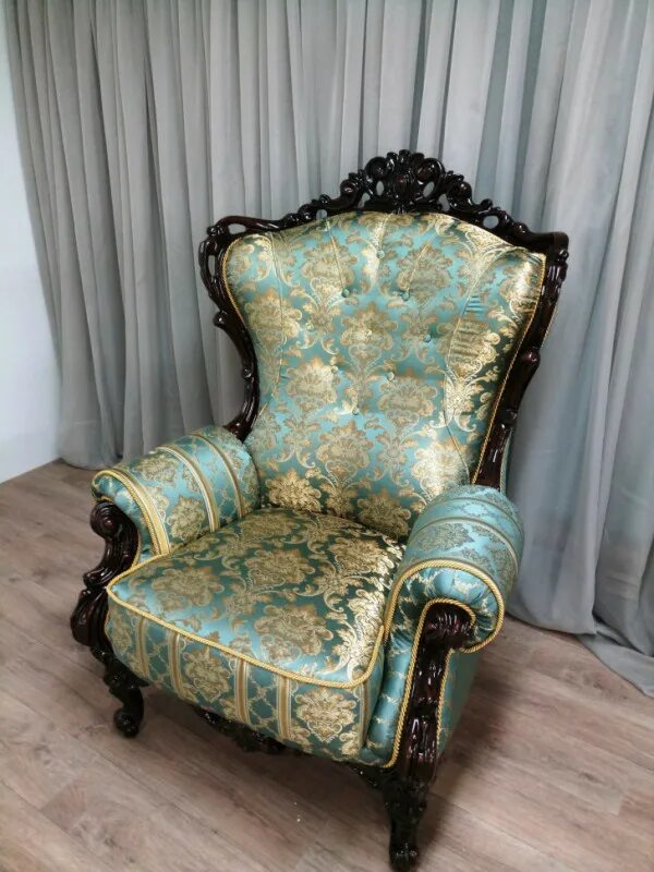 Брайтон 4 кресло асм. Антикварное угловое кресло. Кресло кожаное раскладное. Петербург авито кресло. Кресло анна 1 асмана.