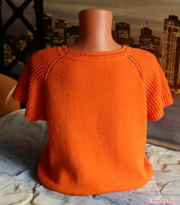 Летняя кофта реглан. Вязаная футболка реглан. Вязаная оранжевая кофточка. Летние кофты связанные регланом сверху.