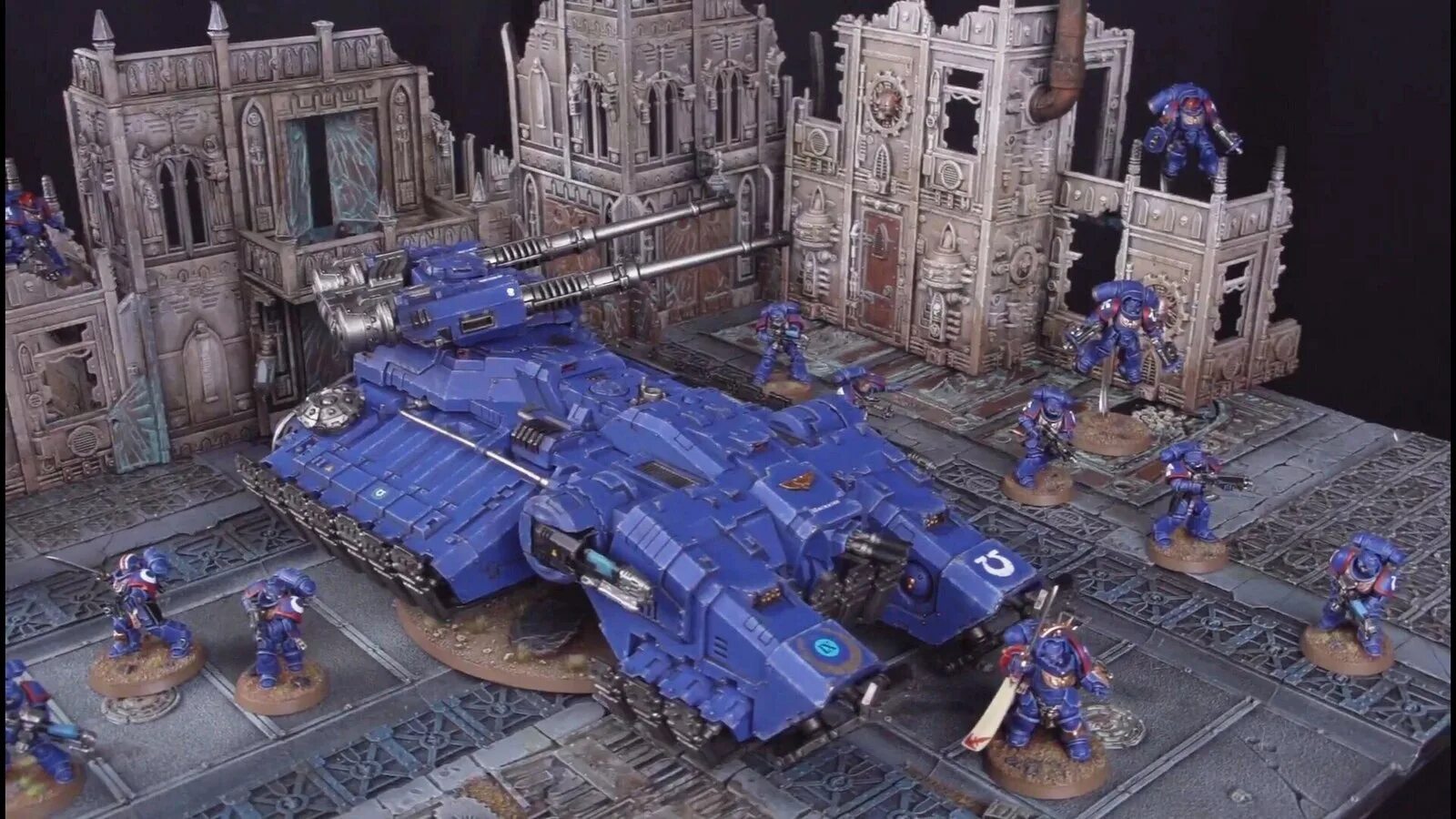 Вархаммер файлы. Миниатюры ультрамаринов вархаммер 40000. wh40k space marine. вархаммер 40000 техника космодесанта. макрагг вархаммер.