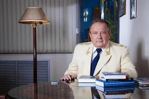 Писатели прокуроры