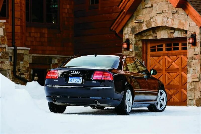 Ауди а 8 2003 год 4. 2 кватро лонг. Audi a8 d2 2000. 2 кватро. Audi a8 2003.