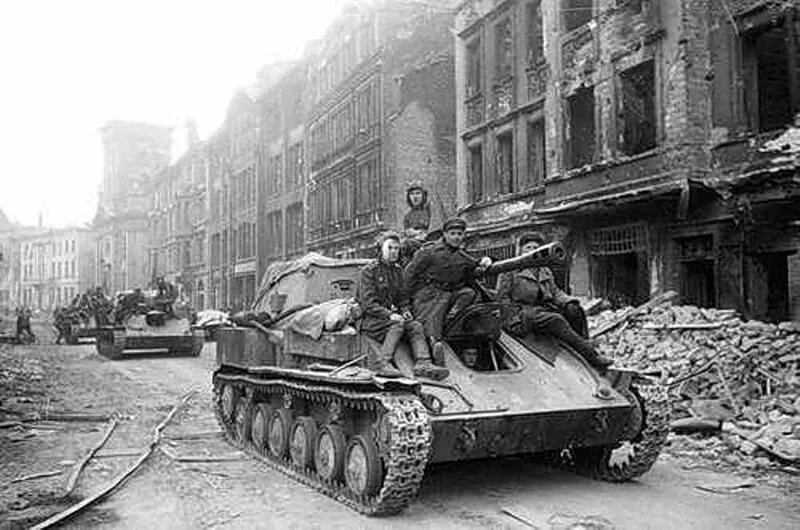 Русские войска взяли берлин в ходе. Берлинская операция 1945 года. Великая Отечественная: Берлинская операция «штурм Берлина».