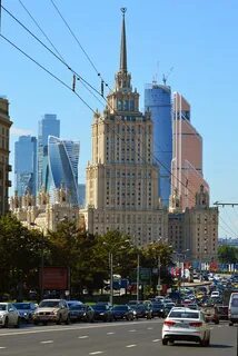 Здание в центре москвы