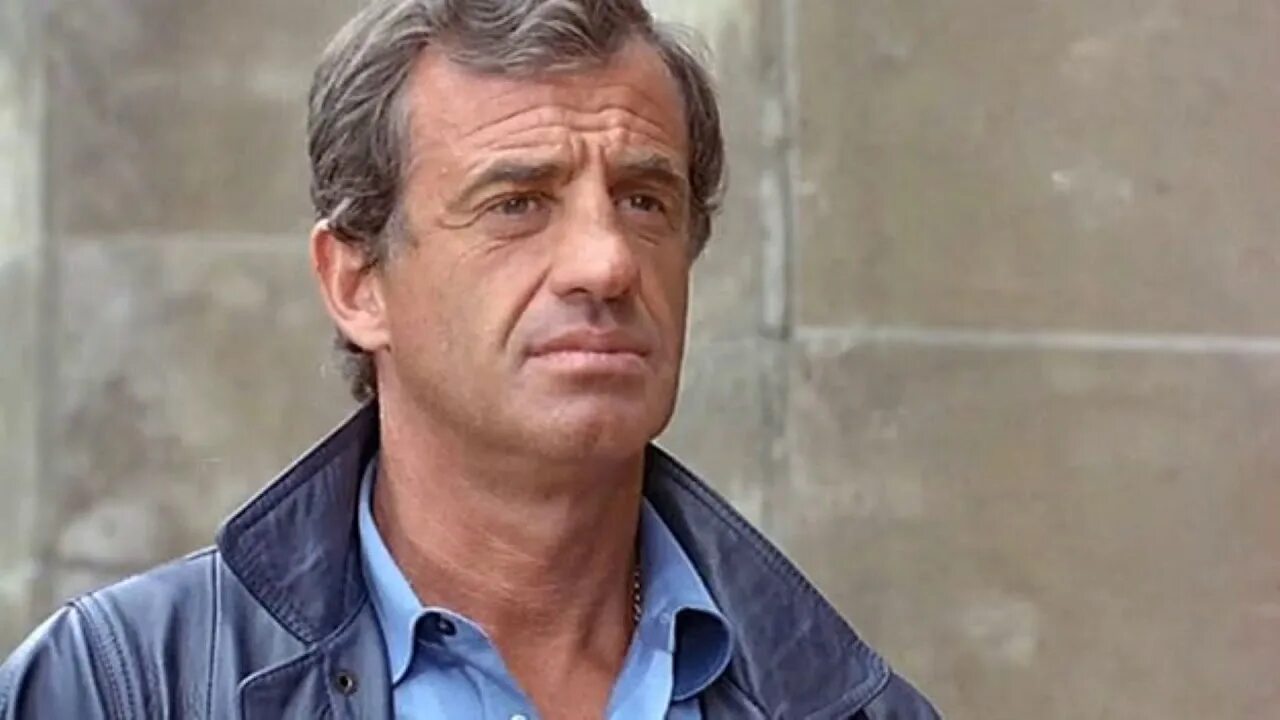Set of "Le professionnel" by Georges Lautner In France In June, 1981... Jean pau