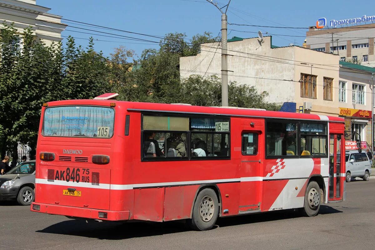 102 автобус чита. Паз 32054 чита. Автобусы в чите. Автобусы читы. Кавз-4238-02 (м 35).