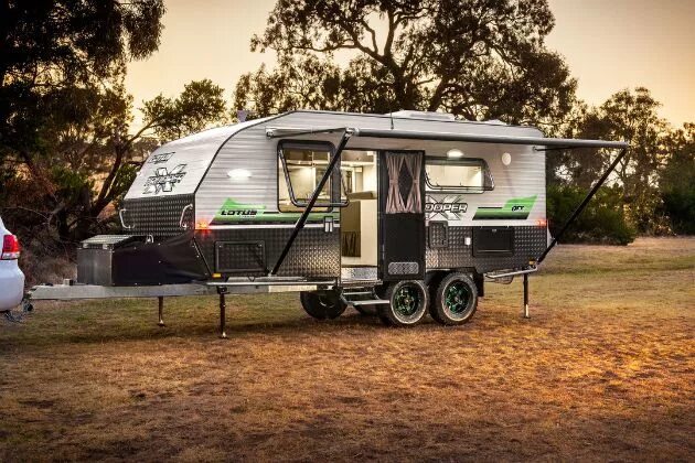 Прицеп дом на колесах фото Scamp 13 Fiberglass Lightweight Travel Trailer Camper Standard Layout 1 Big Be