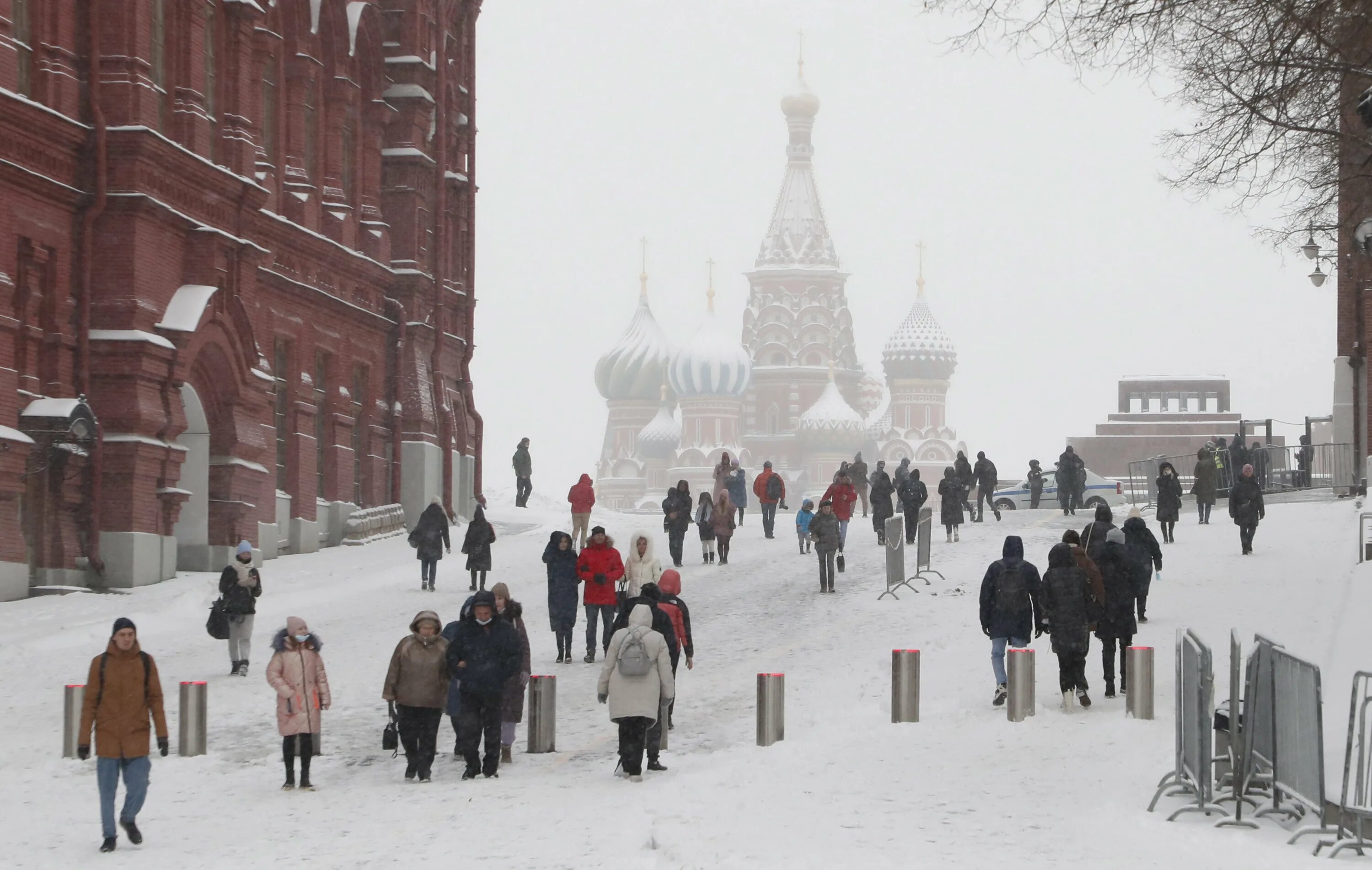 Сейчас декабря