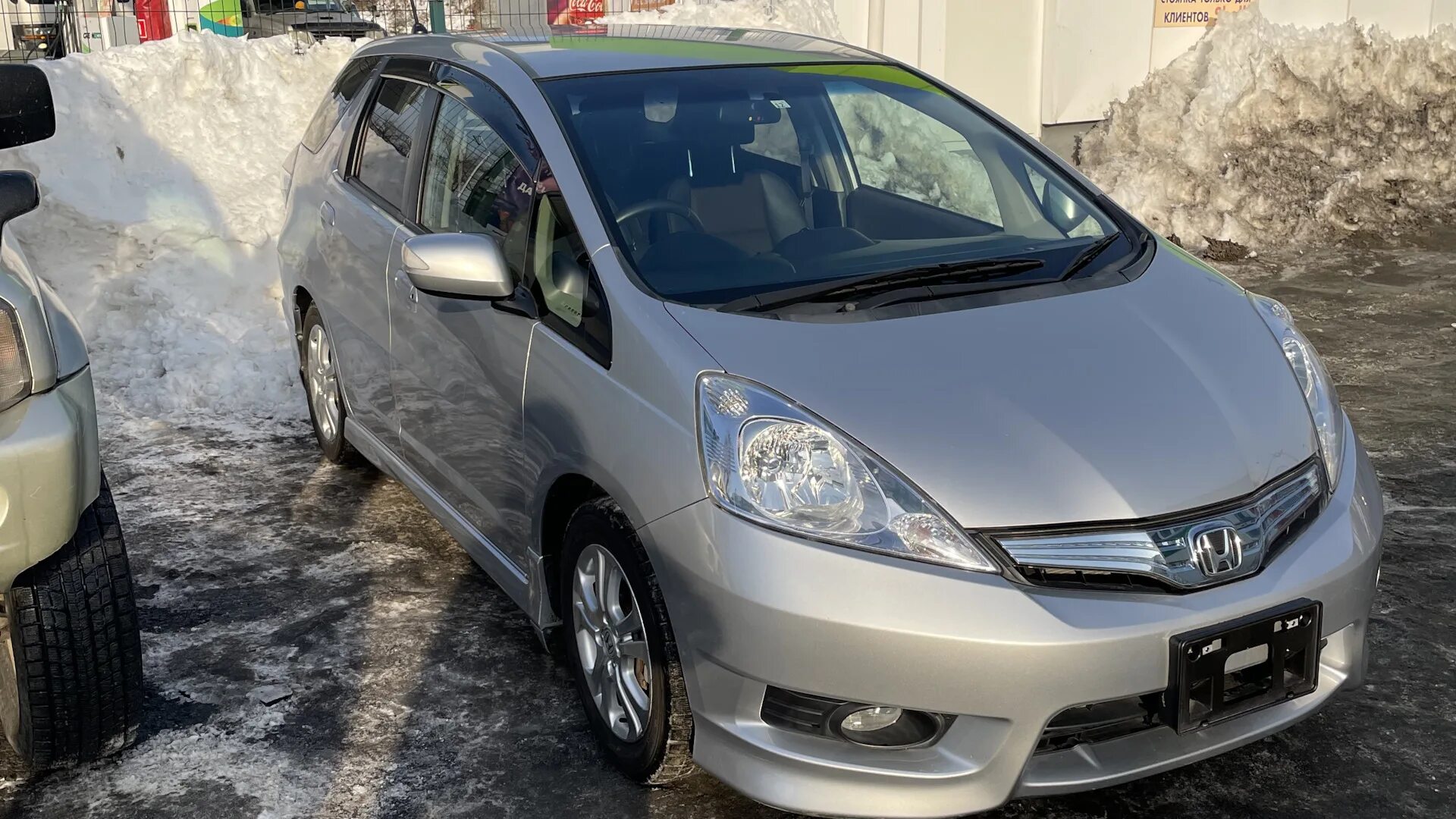 Shuttle отзывы. Honda Fit Shuttle. Honda Fit Shuttle drive2. Хонда фит шаттл серый. Fit Shuttle Club 28rus.