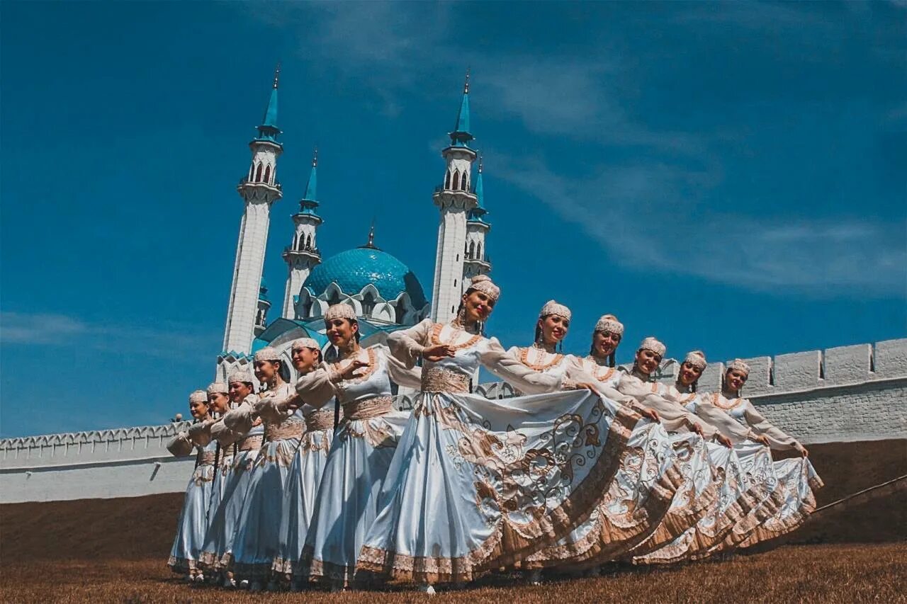 Татары народ. Татарская культура. Татарстан татары. Традиции Татарстана. Города татарской республики