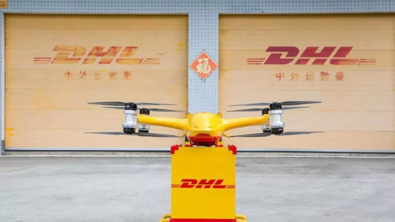 Ту 204 dhl. Dhl китай. Dhl китай. Dhl транспортная компания. Dhl warehouse.