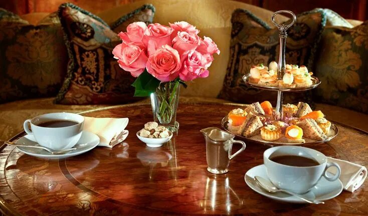 День добрый точнее вечер. Вечернее чаепитие. Утреннее чаепитие. Приятного вечера за чашкой чая. Приятного вечера с чаем.