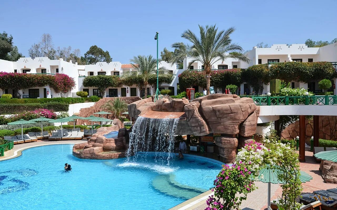 Шарм аль шейх отель. Отель Verginia Sharm Resort & Aqua Park. Verginia Sharm Hotel 4 Египет. Шарм-Эш-Шейх города Египта. Дивин Резорт Шарм Шарм-Эль-Шейх.