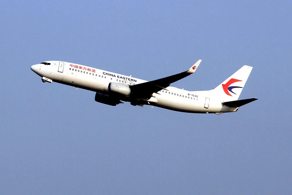 Катастрофа boeing 737 в тэнсяне. Катастрофа boeing 757 под лимой. катастрофа boeing 767 в пусане. самолет авиакомпании china eastern. боинг 737.