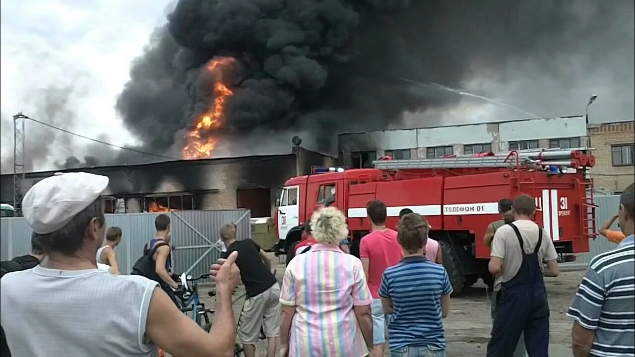 Теракт в оренбурге сегодня. Пожар в Оренбурге сейчас. Пожар в Оренбурге сегодня. Пожар в ТЦ мега. Оренбург мега мир пожар.