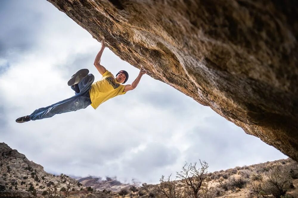 Алекс Мегос скалолаз. Боулдеринг. Современное скалолазание боулдеринг. Climb up high