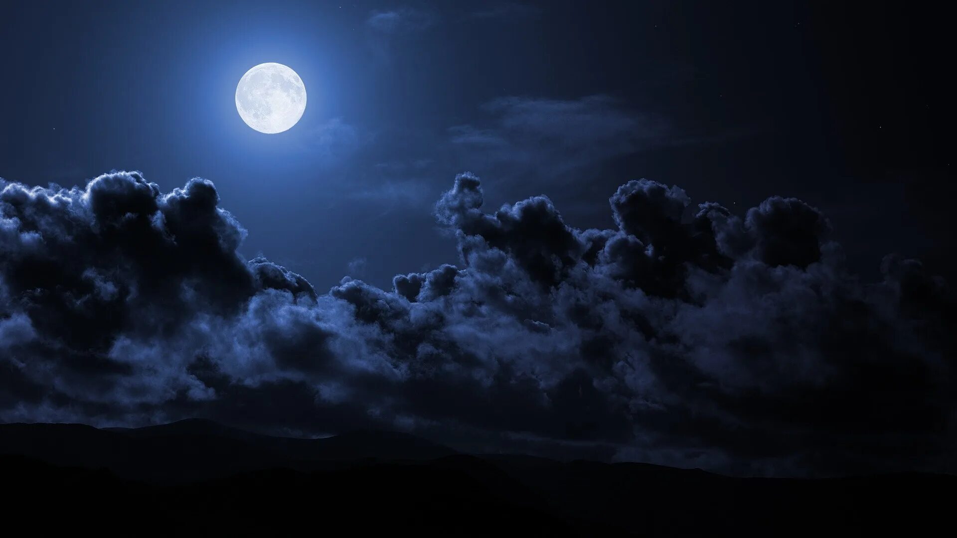 Кто поет песню небо и луна. Ночное небо с тучами. Ночное небо с облаками. Ночное небо с луной и облаками. Луна в облаках.