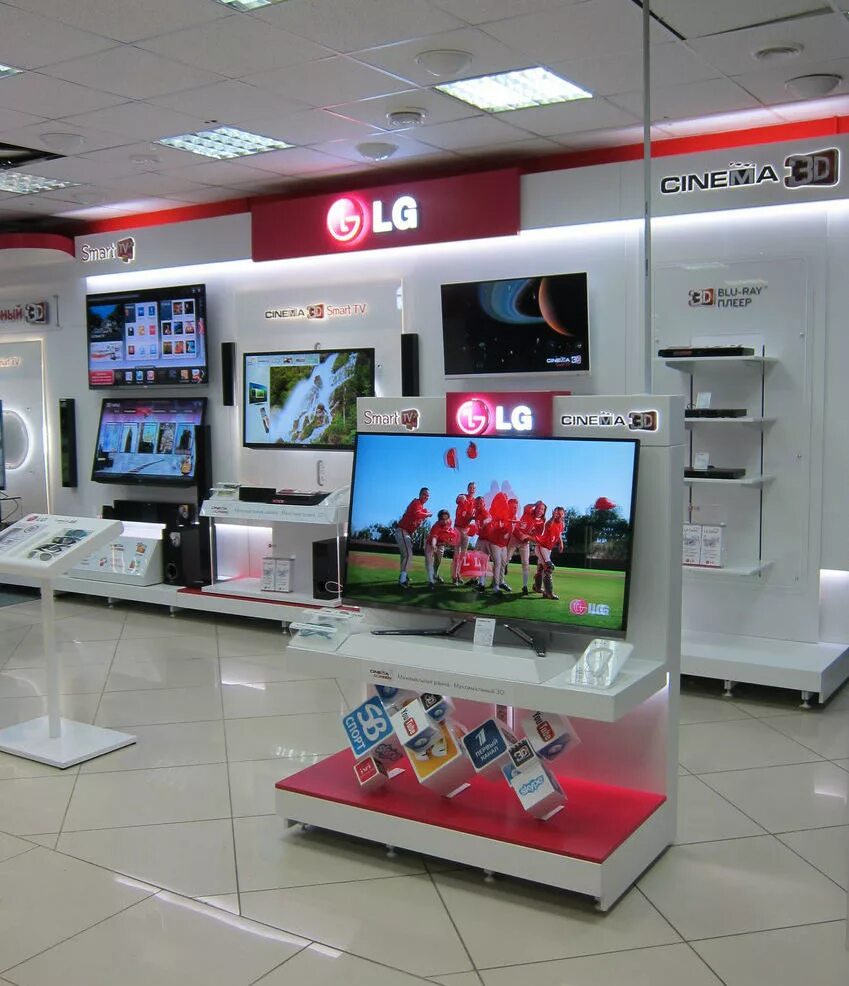 Сервисный центр лджи lg rusupport ru. LG магазин. LG продукция. Фирменный магазин LG В Москве. Фирменные магазины техники.