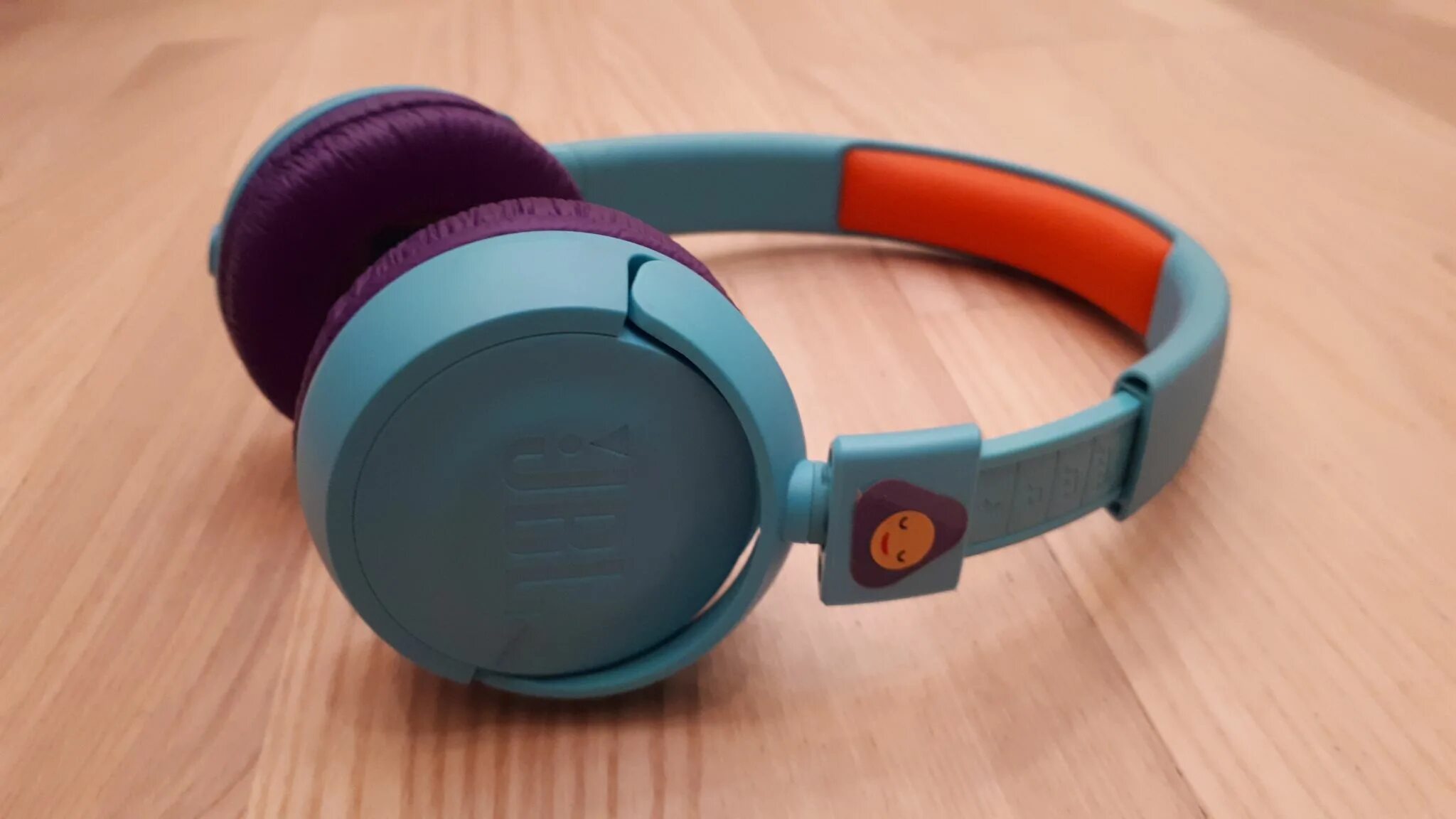 Jbl tune 670nc. Наушники jbl air 6. Jbl e55bt. Jbl air наушники. Наушники jbl 770.