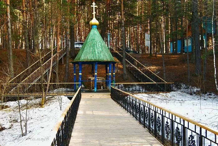 Мужской монастырь источник. Святой источник Свято-Казанского Чимеевского мужского монастыря. Чимеевский Святой источник Курганская область. Родник Чимеево. Чимеевский монастырь Курганская купель.