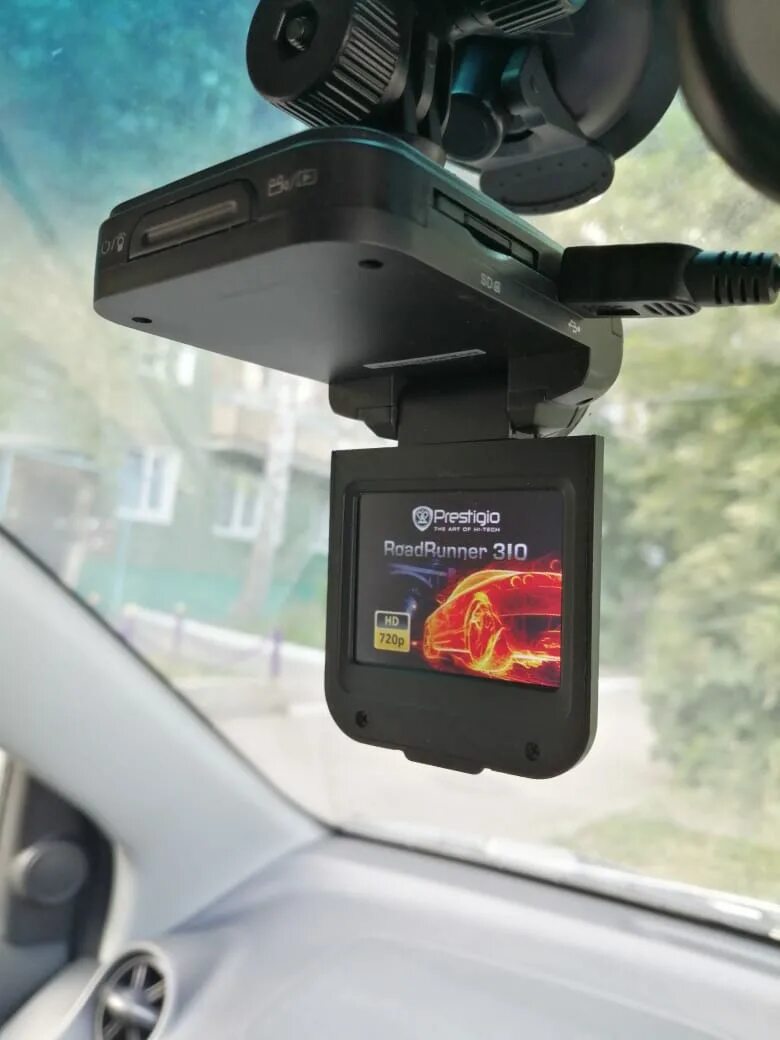 Roadgid x7 gibrid gt. Где ремонтируют видеорегистраторы. Видеорегистратор каркам с поворотной камерой. Ремонт авторегистратор. Где ремонтируют видеорегистраторы.