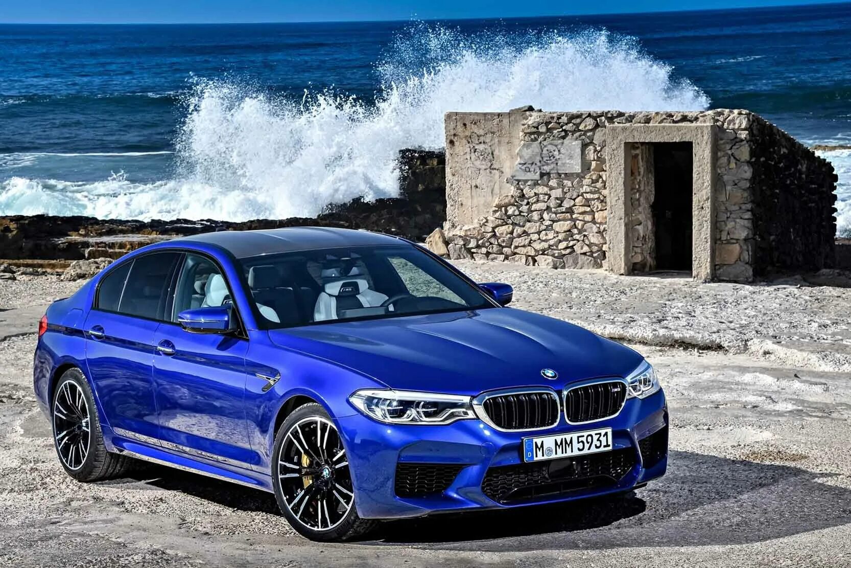 БМВ m5 f90. БМВ м5 ф90. BMW m5 2018. BMW m5 f90 2018. Бмв м5 до 100