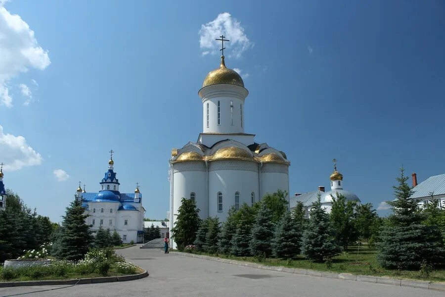 Зилантов монастырь казань. Зилантов монастырь фото. Зилантова гора казань. Зилантов монастырь фото. Зилантов монастырь фото.