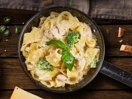 Сливочные макароны с сыром и сливками