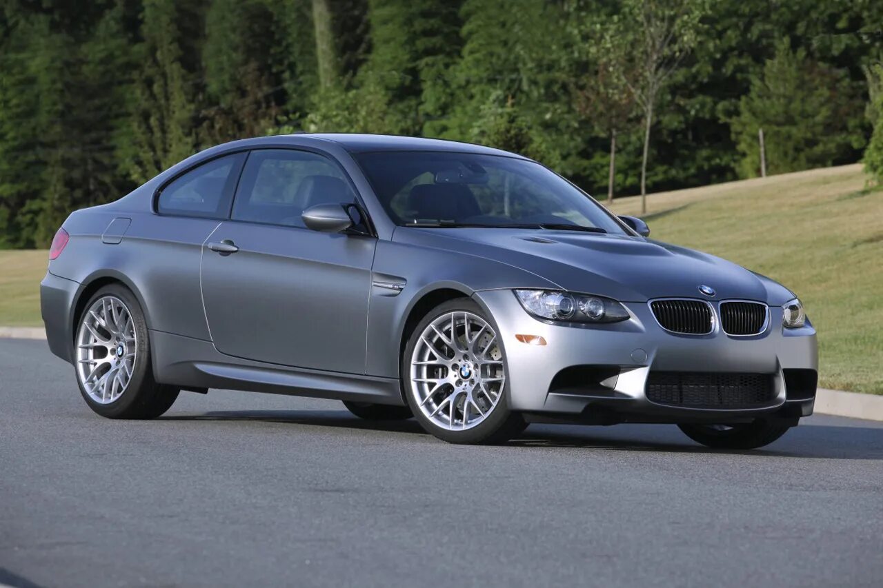 Z b v m 3