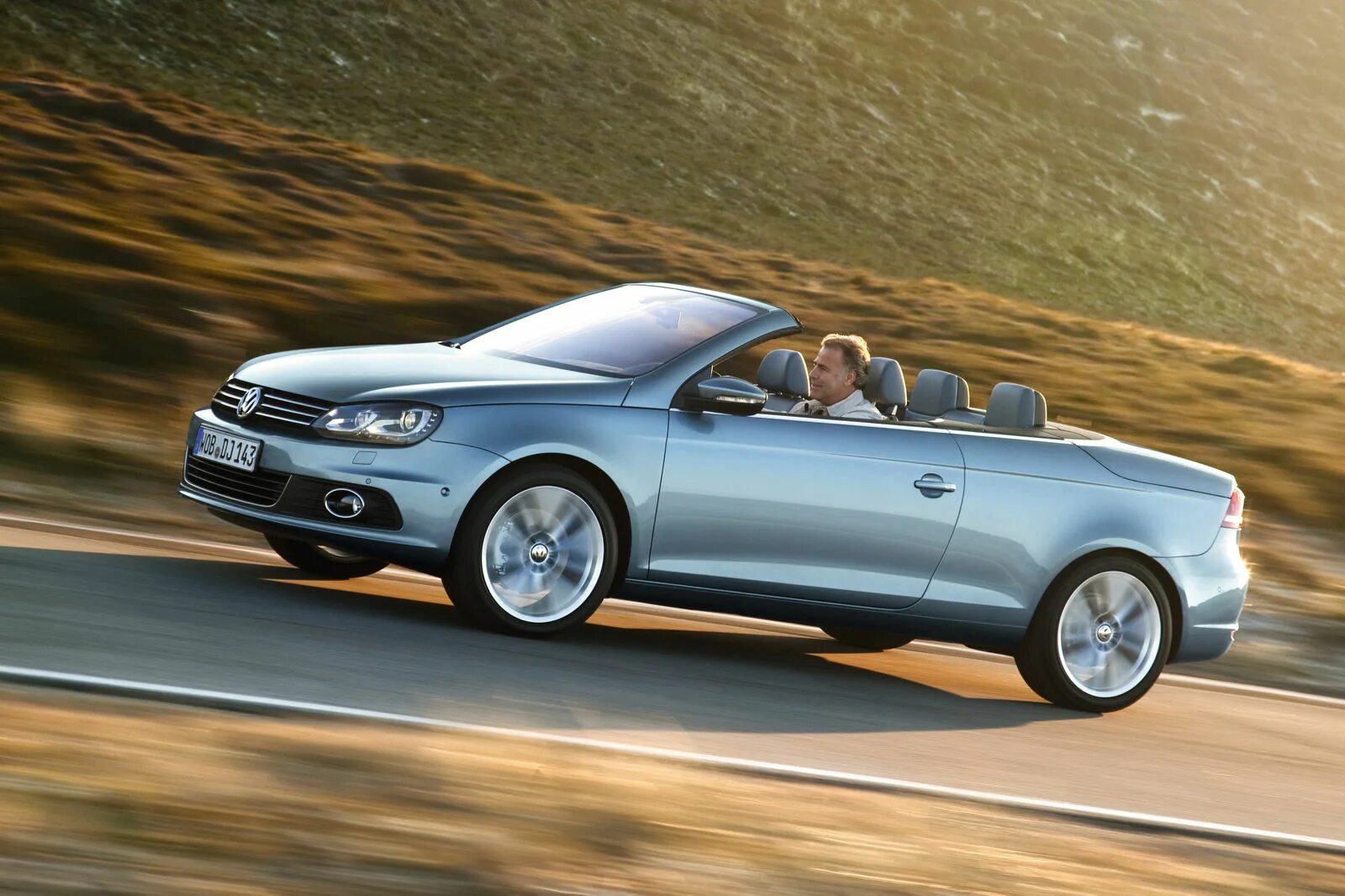 Vw eos. Фольксваген кабриолет EOS. Фольксваген кабриолет EOS 2010. Volkswagen Passat кабриолет. Фольксваген ЕОС 2022.