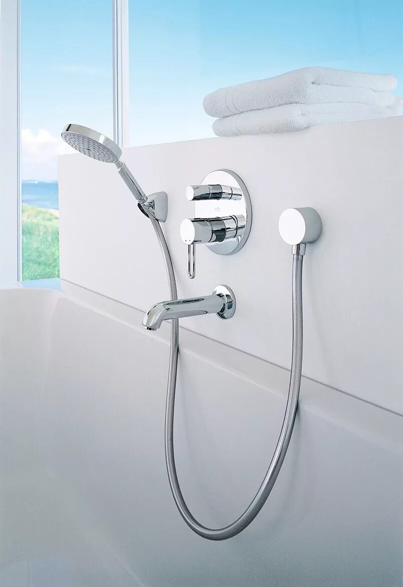 Встроенный кран ванны. Hansgrohe встроенный смеситель для ванны с душем. 13414000 Hansgrohe. Термостат Hansgrohe 15721000. Душевой смеситель Axor.