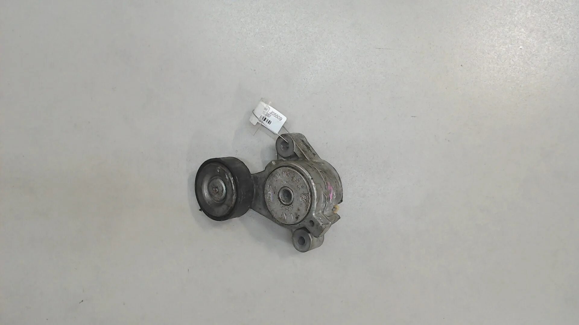 534039610 ina. Натяжной ролик гольф 4 1. 04e145299n. 8 tsi. Натяжитель ремня тигуан 1.