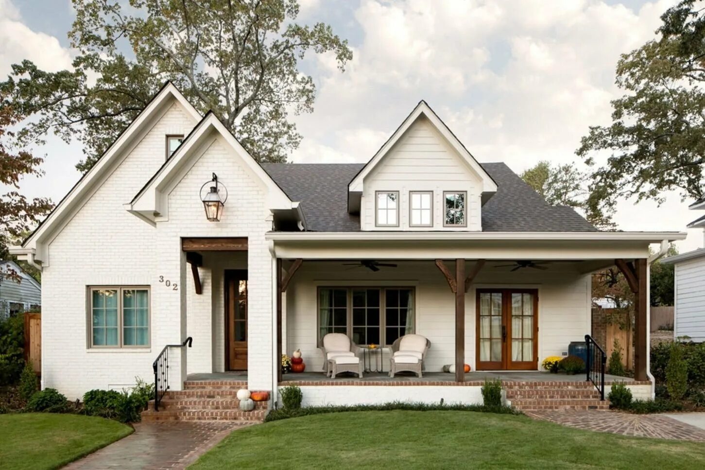 Дом сереж. Modern farmhouse exterior кирпич. американский дом. красивые фасады домов. фасады американских домов.