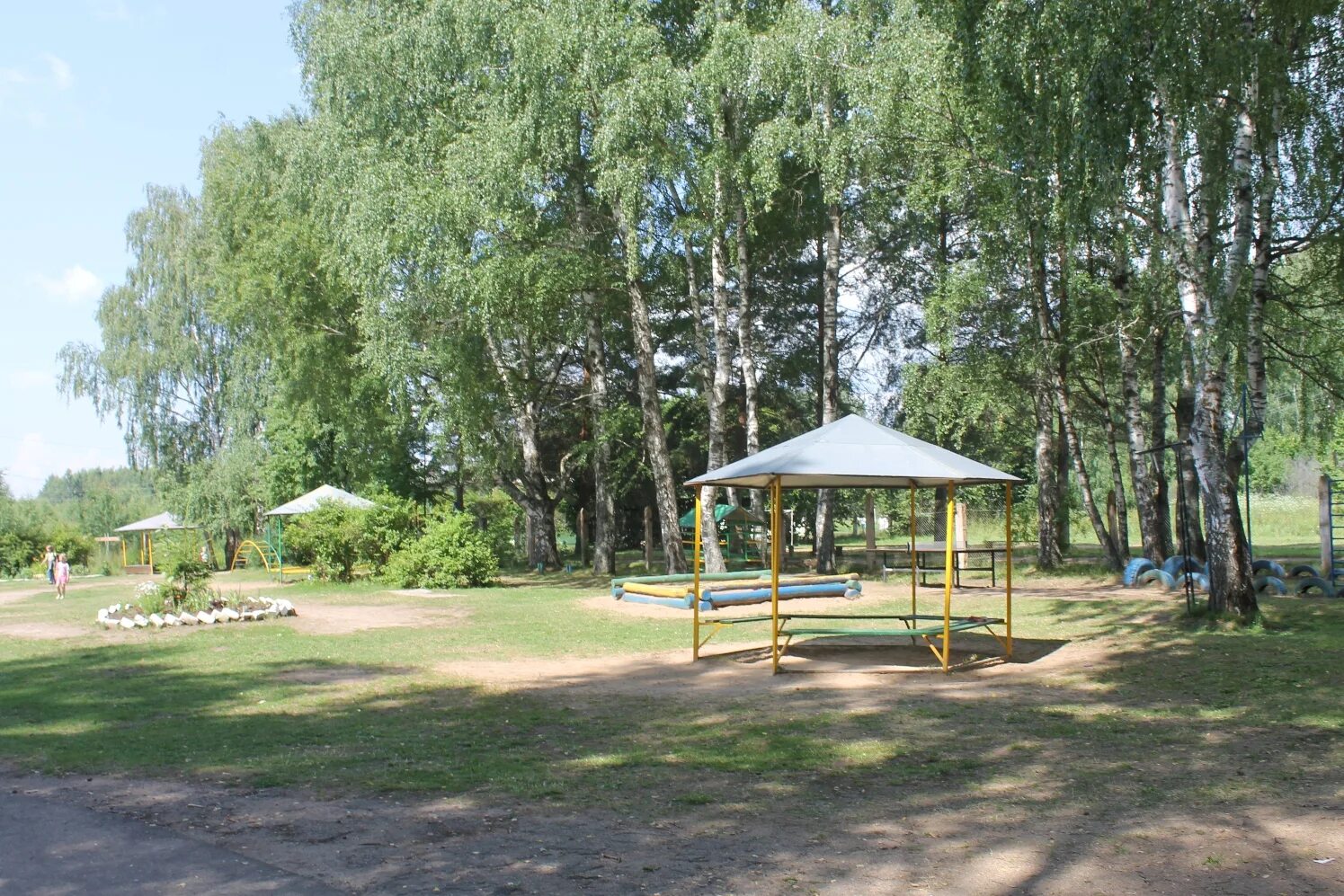 Маоу дод зарница ржев. Загородный лагерь "зарница" ржев. Зарница ржев. Лагерь зарница ржев. Дол зарница ржев.