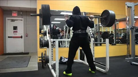 495 lbs (225 KG) Squat For Reps @ 180 lbs - YouTube