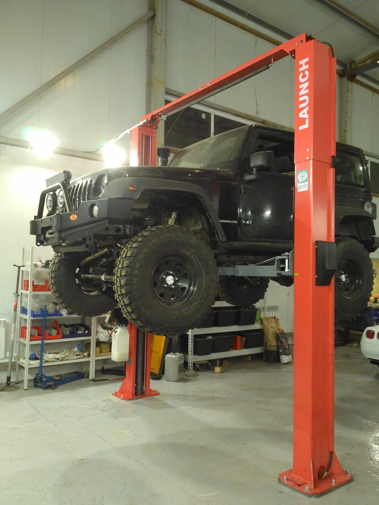 Тросовый подъемник для грузов. Канатный грузовой подъемник. Дежеопрокидыватель дп-2м чертеж. Прима 160 тестомесильная машина. Подъемник 2-стоечный, 4т, электрогидравлический maha hl 4.