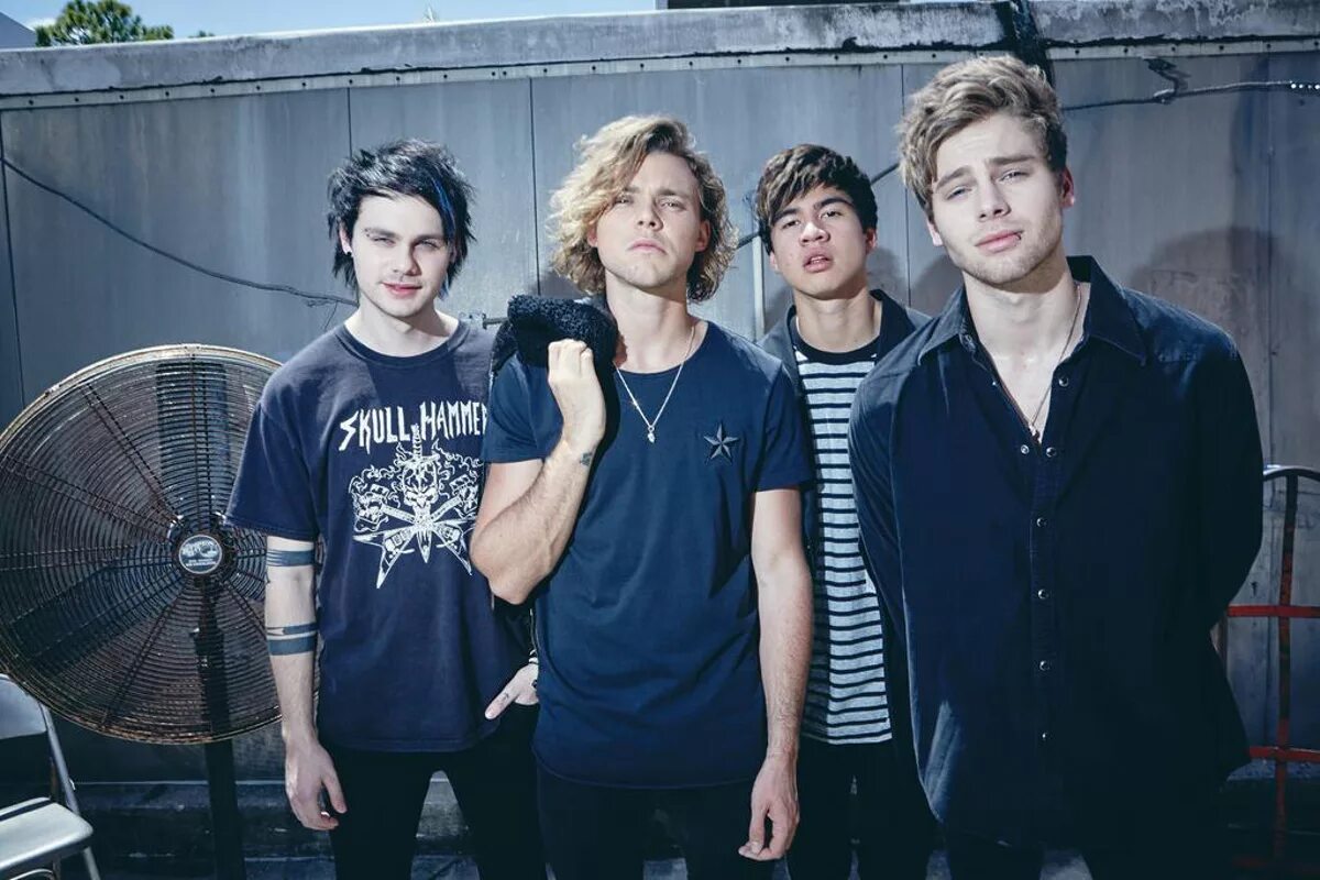Песня seconds of summer. Группа 5 seconds of Summer. 5 Секунд лета группа. Группа 5 seconds of Summer 2022. 5sos 2021.