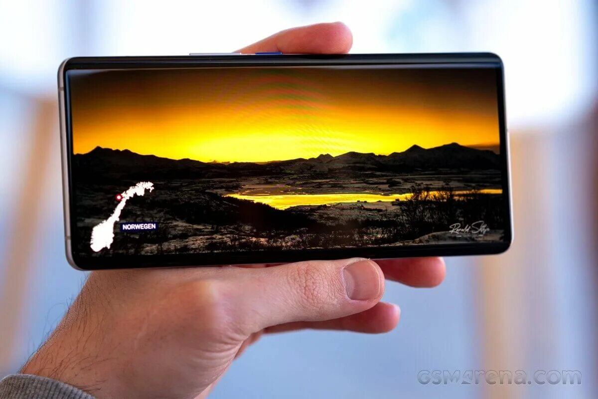 Лучший экран смартфона