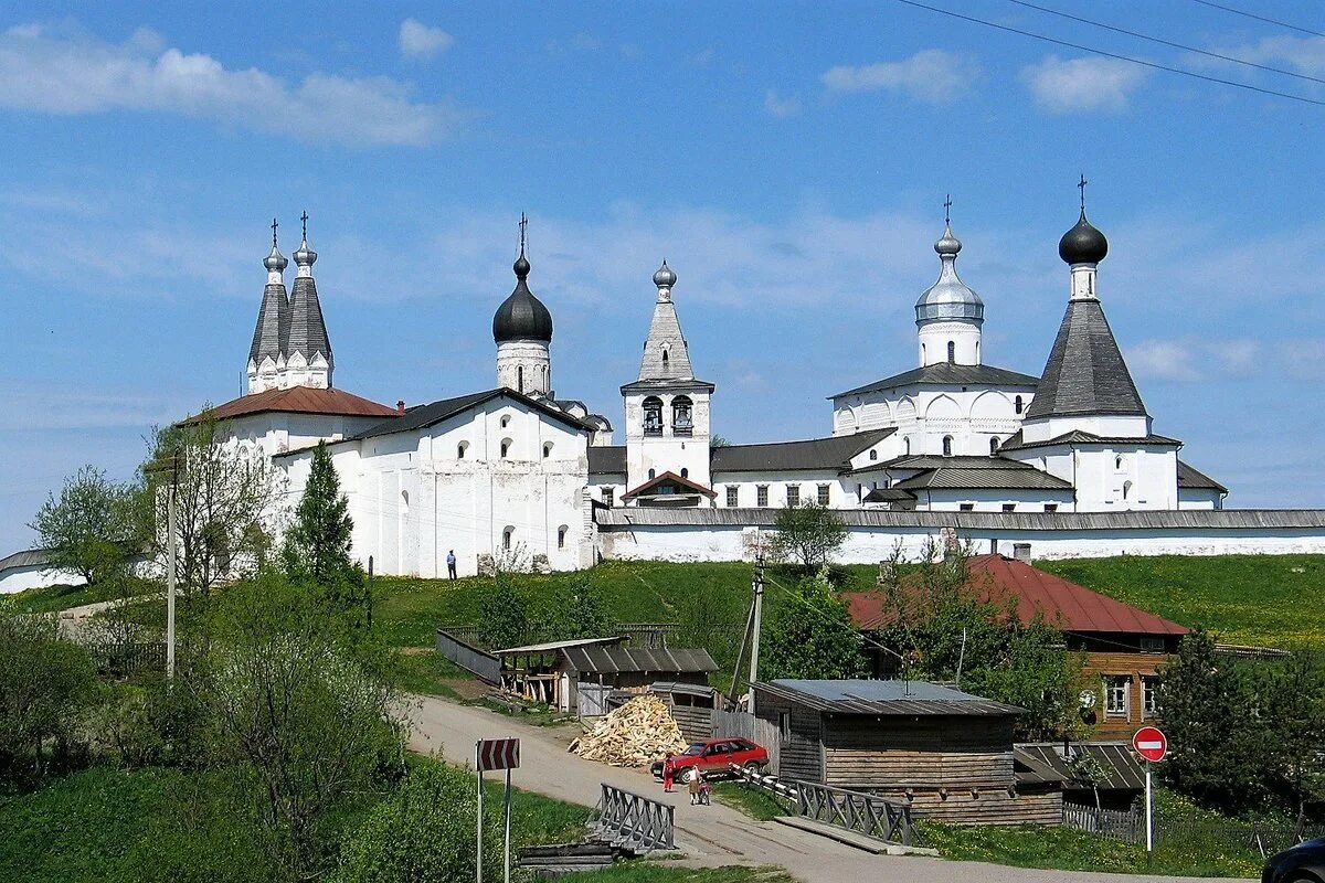 Ансамблей монастыри