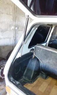Амортизаторы на багажник нива