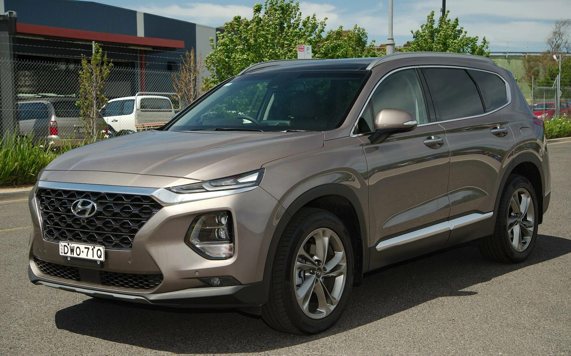 Новый hyundai santa fe 2019. Хендай санта фе 2019. Вин на санта фе 2019. Вин на санта фе 2019. Хендай санта фе 2019 отзывы.