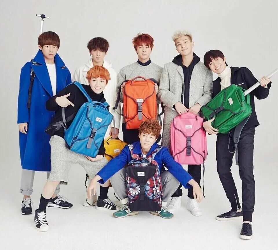 Группа бтс милые. Бантаны bts. Бантаны bts. Bts 2015. Бтс бантан сонёндан.